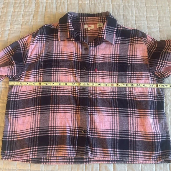 Levi's Pink and Black Plaid Shirt - Picture 4 of 8